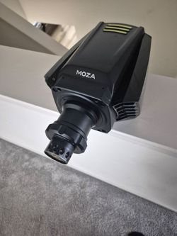 Moza R21 Wheel Base, with Power Supply included.