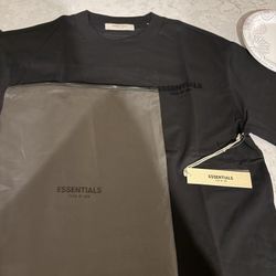 Medium Black Essentials T Shirt