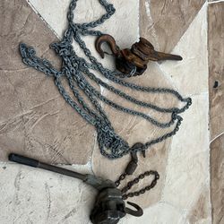 Chain Hoists Large Grouping!