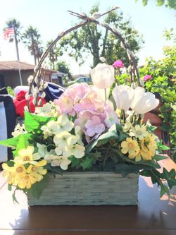 Fake flower basket