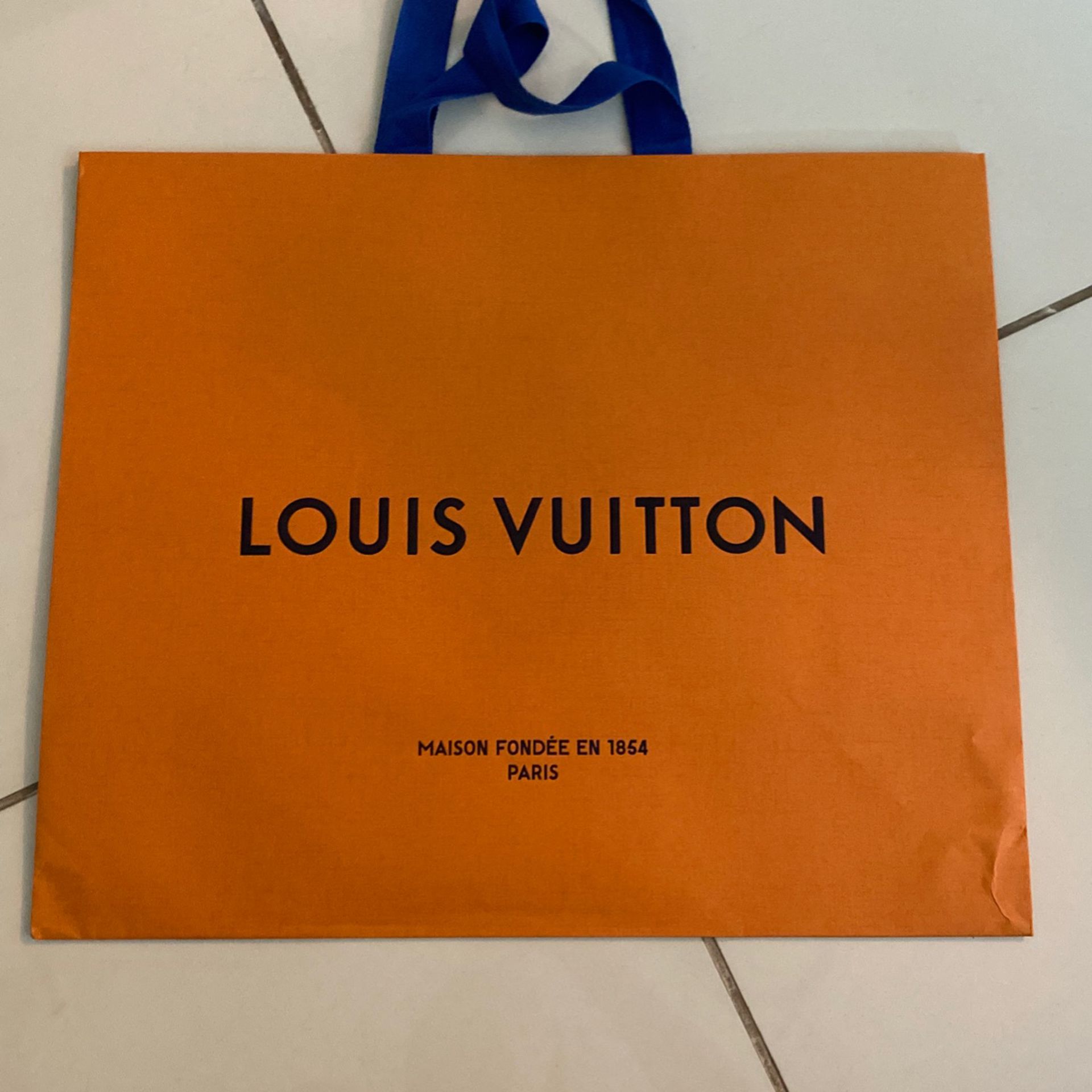 Louis Vuttion Shopping Bag