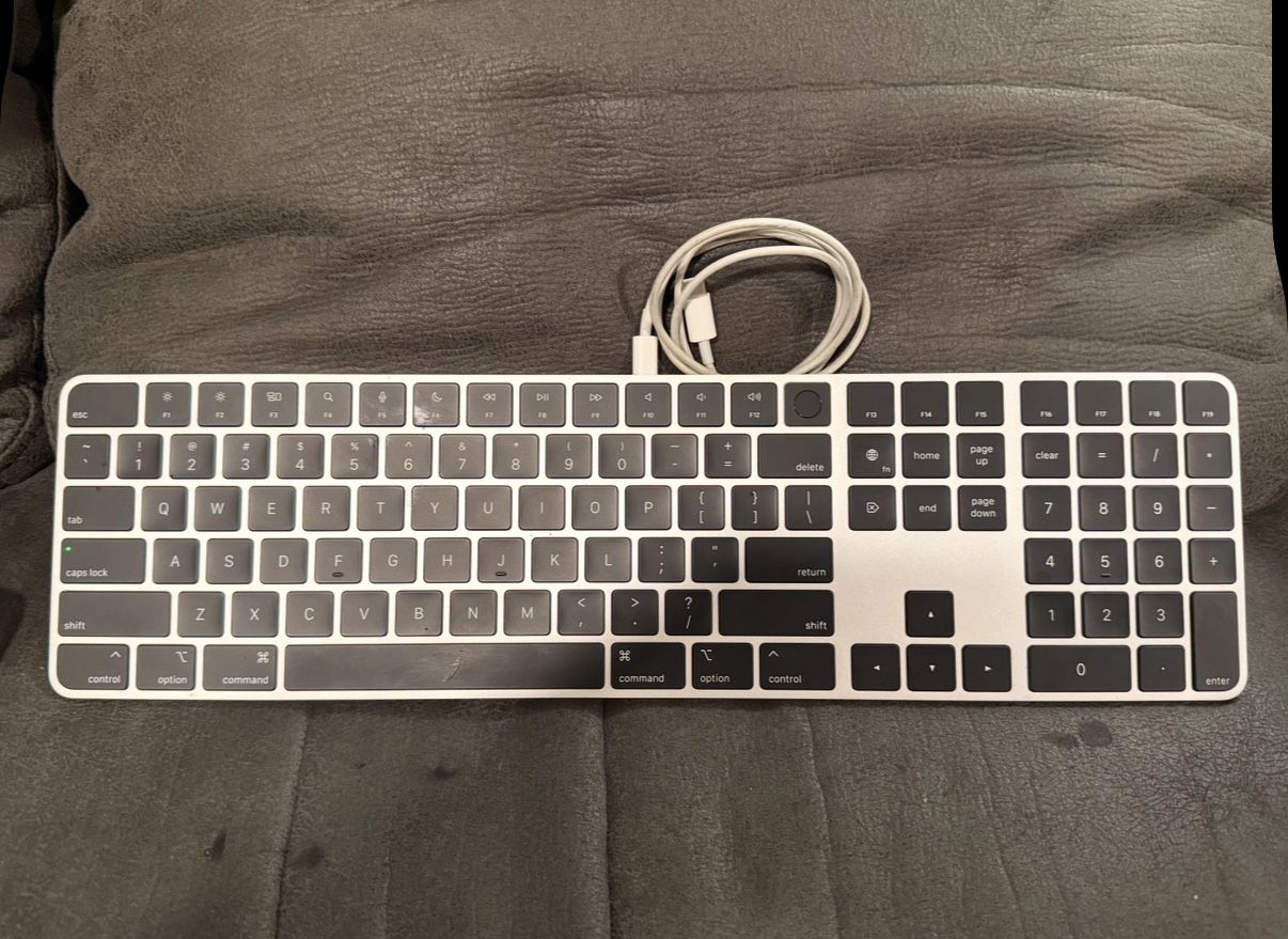 Apple Magic Keyboard with Numeric Keypad:
