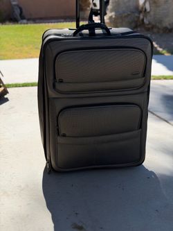 Samsonite Luggage 27” High
