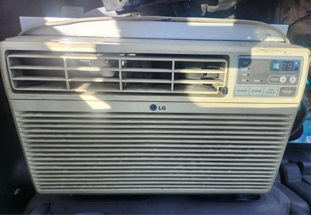 LG AC Window Unit