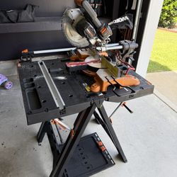 Saw And Sawhorse Combination Set