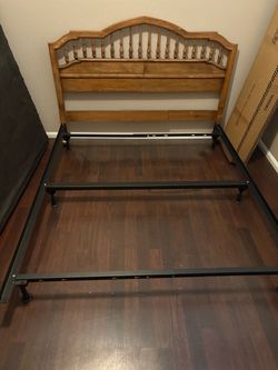 Queen bed w/ metal frame