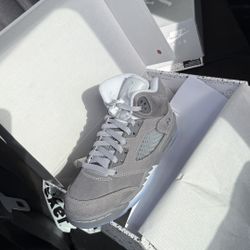 Jordan 5 Wolf Greys