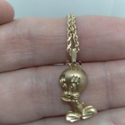 14KT SOLID GOLD TWEETY BIRD CHARM AND NECKLACE