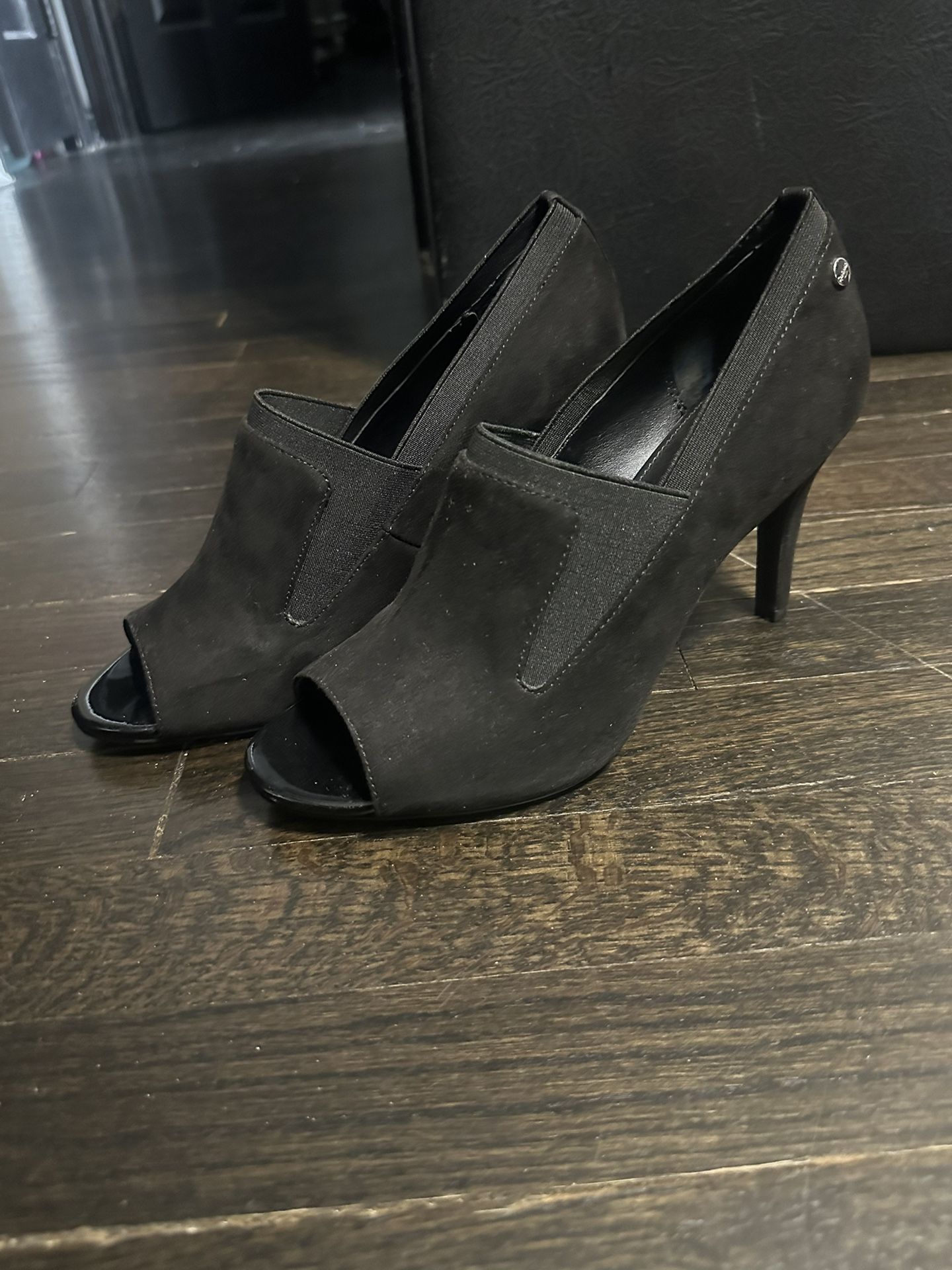 Size 9 Used Calvin Klein Velvet Heels