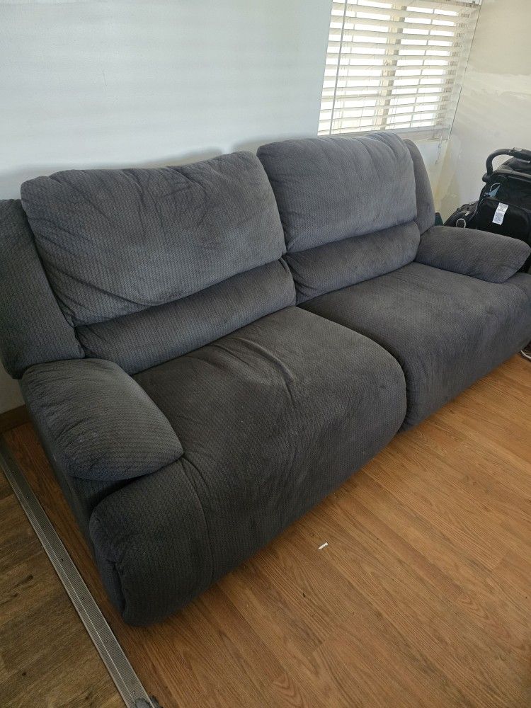 Love Seat And Couch Recliners