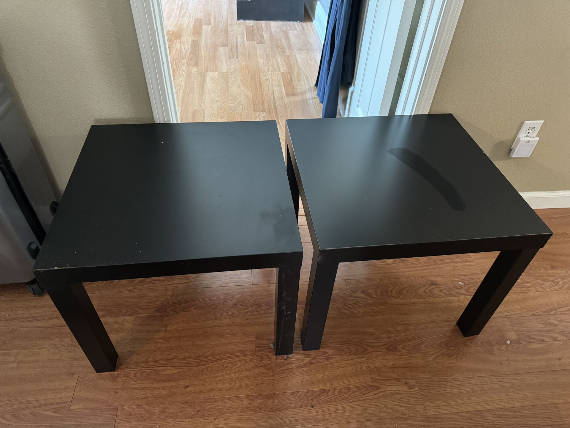 2 Small Tables
