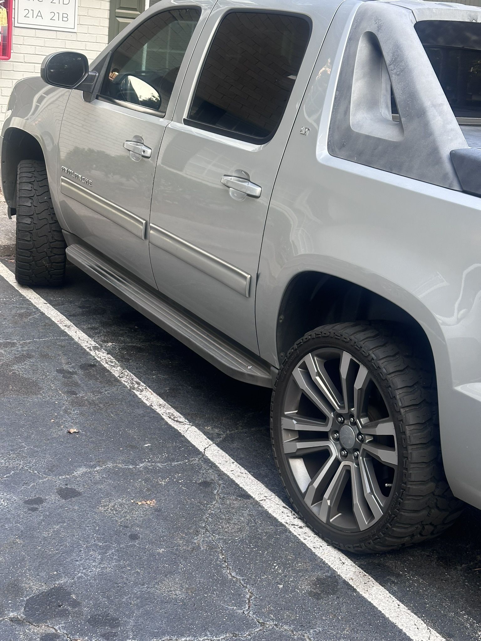 2011 Chevrolet Avalanche