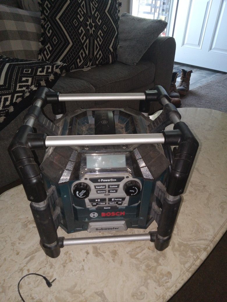 bosh boom box- work/ Outdoors/construction speaker
