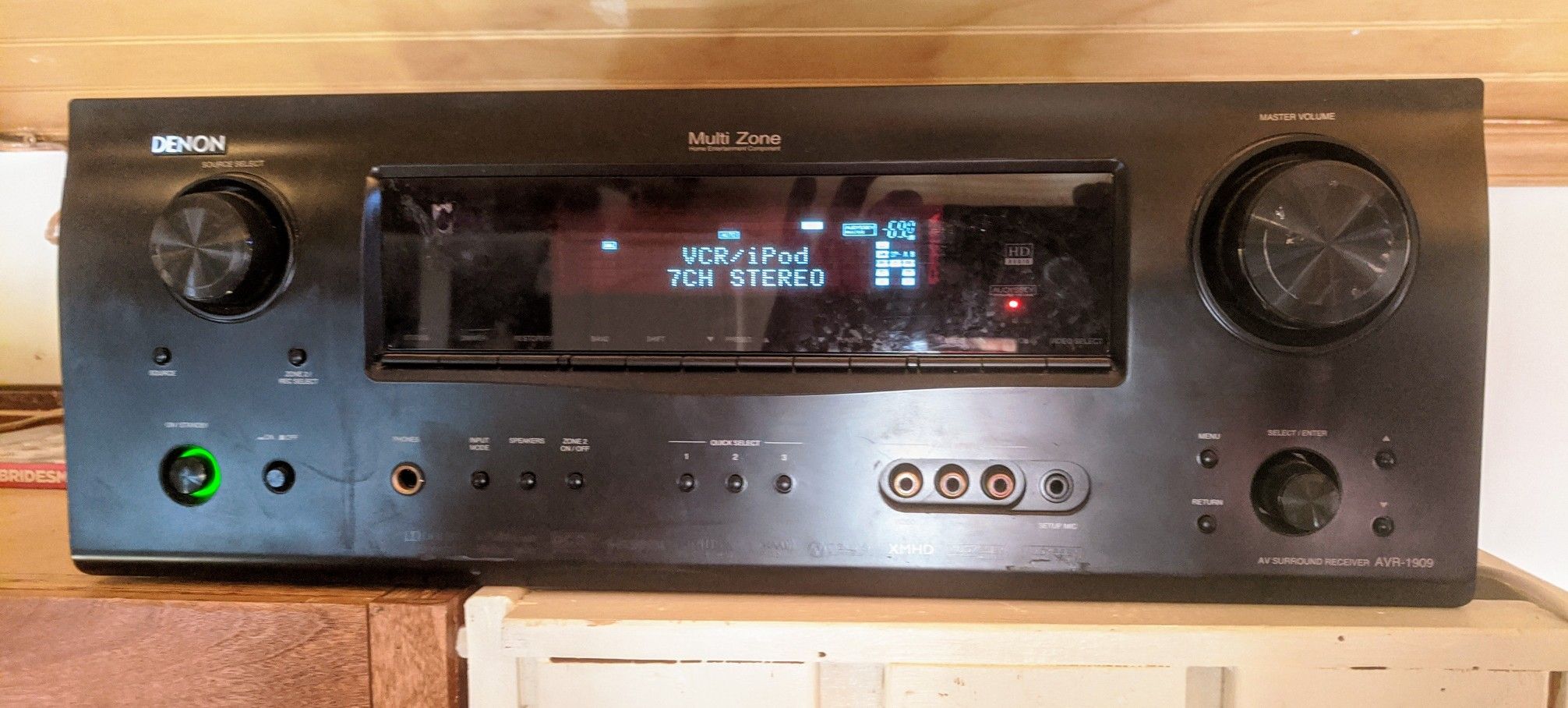 Denon AVR-1909 Home theater receiver with HDMI switching and video upconversion