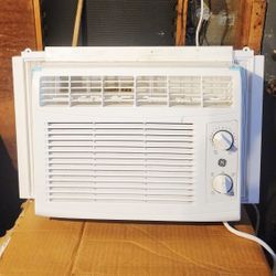 5000BTU GE WINDOW AIR CONDITIONER AC UNIT 