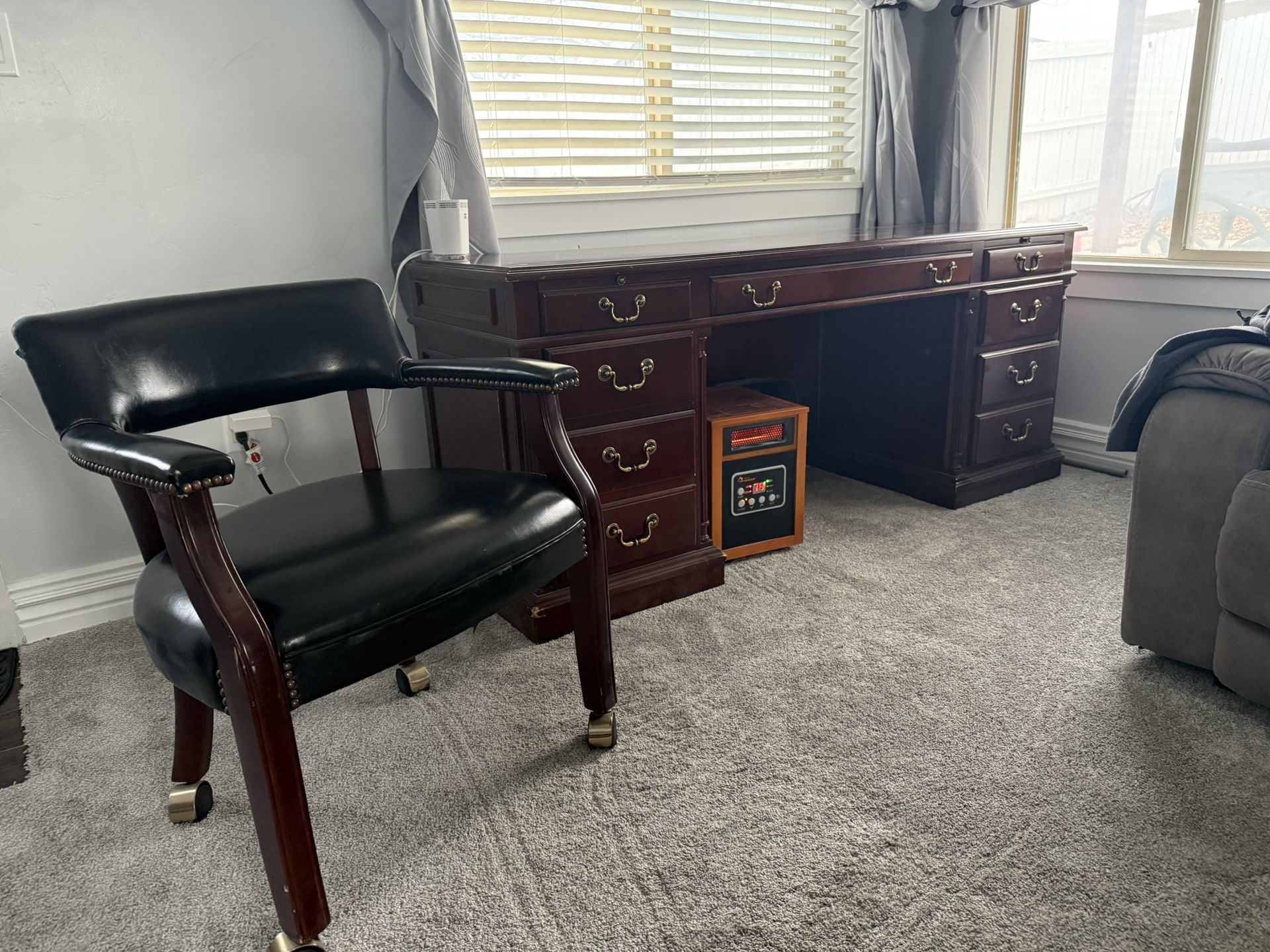 Desk, Chair And File cabinet Set