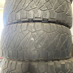 Nitto Ridgegrappler Tires 285/55r20