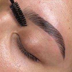 Brow Laminations 