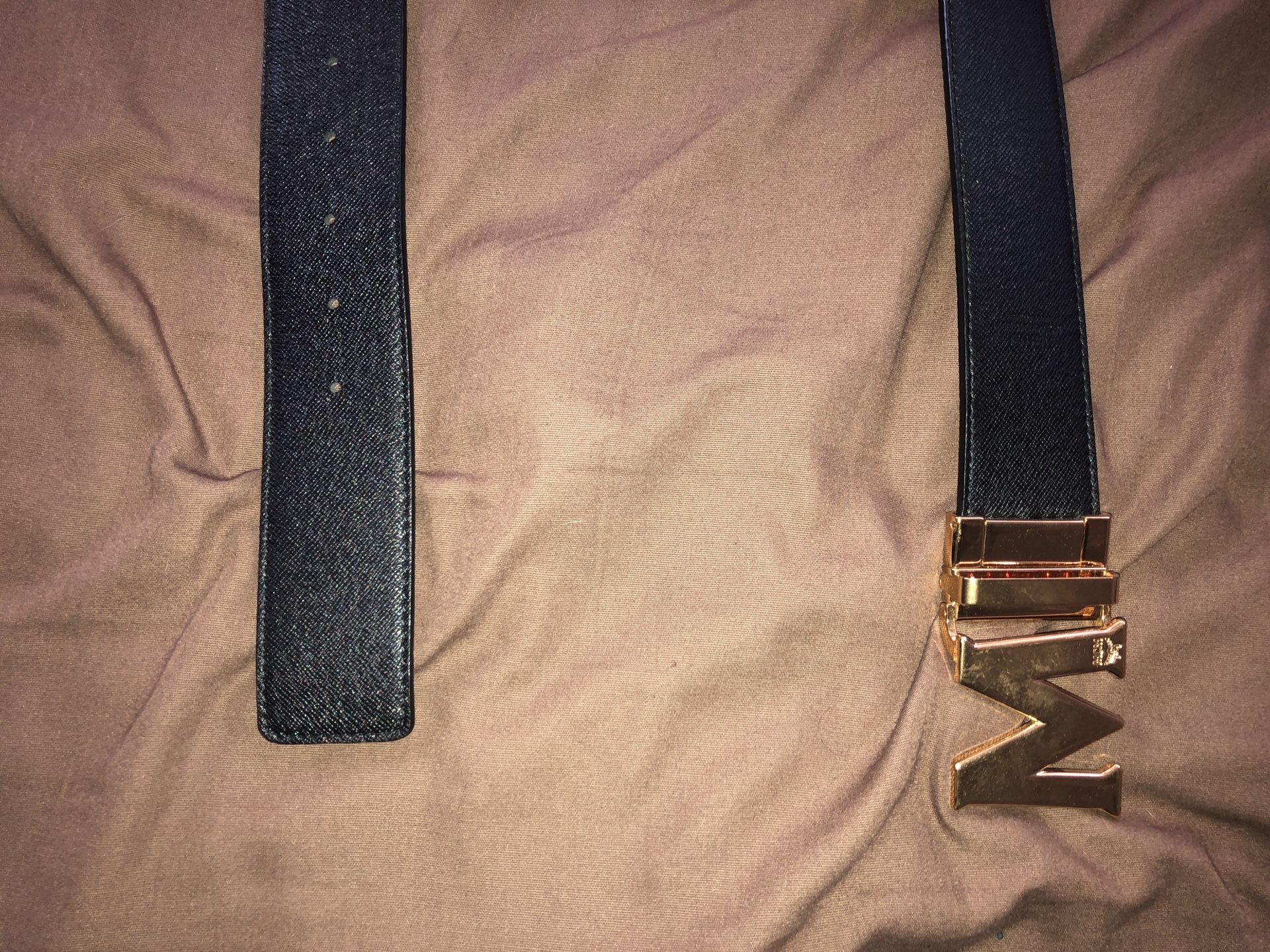 Mcm reversible belt