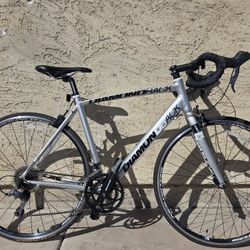 DiamondbackPodium 1 Road Bike with 700c Wheels