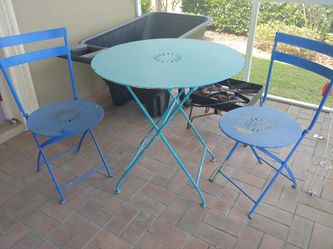 VINTAGE METAL BISTRO SET