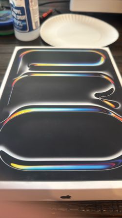Brand New Apple iPad 11 inch M5 WiFi 256gb Space Black