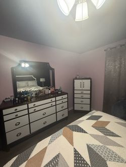 Bedroom Queen
