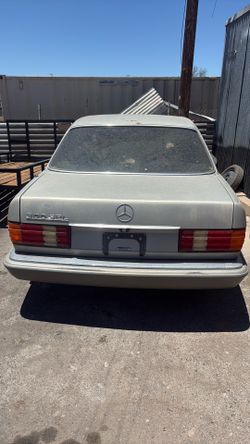 91 mercedez Benz 300 SEL