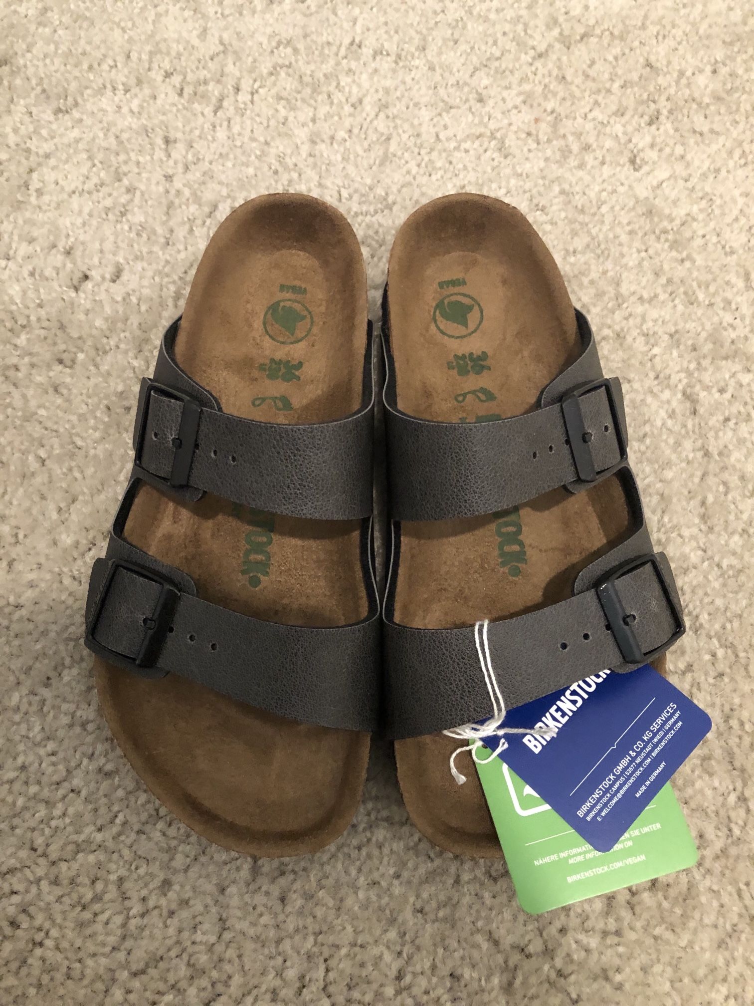 BIRKENSTOCK SANDALS (SIZE 5.5) - BRAND NEW