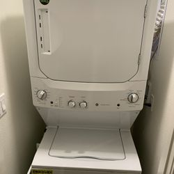 2 In One  Washer/dryer “$500” 