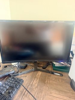 Samsung 24” Curved Monitor — Like New — $80