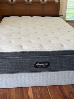 USED QUEEN SIZE BEAUTYREST PLUSH MATTRESS ONLY