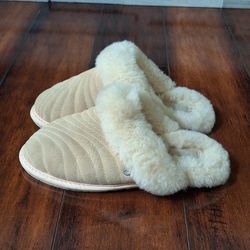 UGG Scuffette Wavy Slippers Peach Sheepskin Cozy Slip-On Size 5
