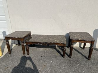 Coffee Table And End Table Set 