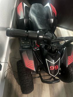 Eléctric 4_wheeler ride on for kids