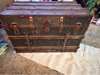 Antique flat top steamer trunk