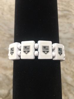 Los Angeles Kong’s jewelry bracelet