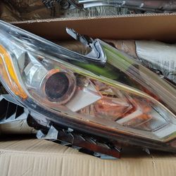 Nissan Altima OEM Headlights