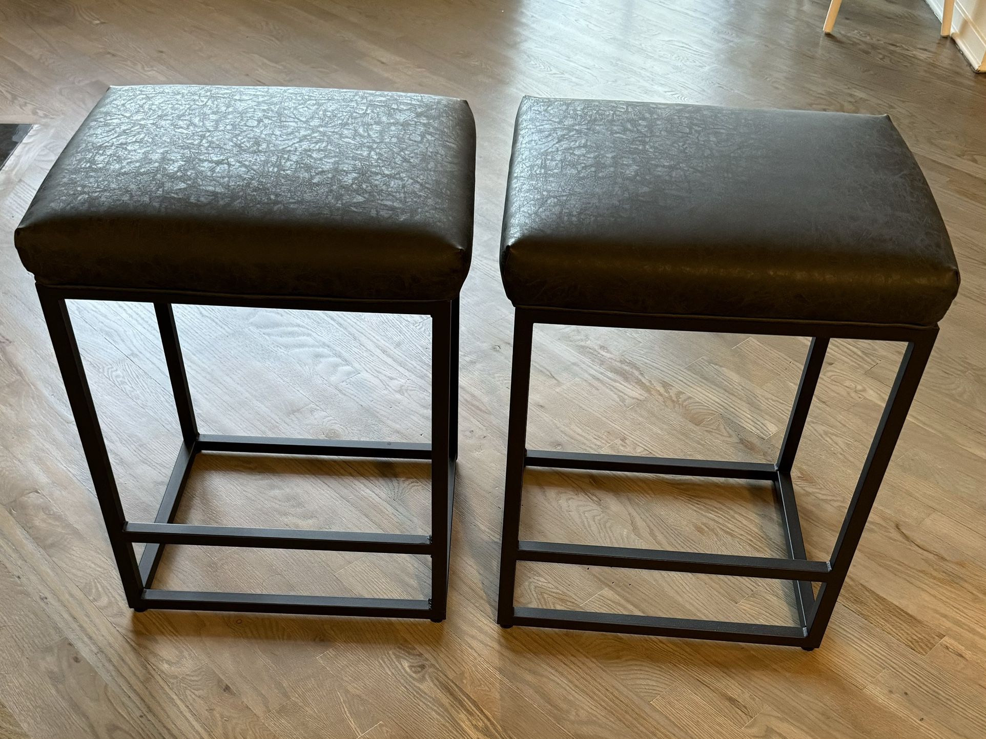 24 Inch Counter Height Bar Stools- Set of 2