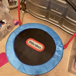 Kid Trampoline With Bar Attached 