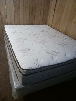 Deluxe Plush Pillow Top Mattress