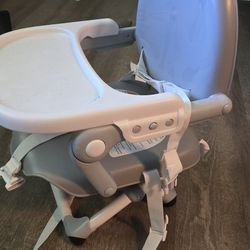 Chicco Baby/Toddler Pocket Snack Booster Seat