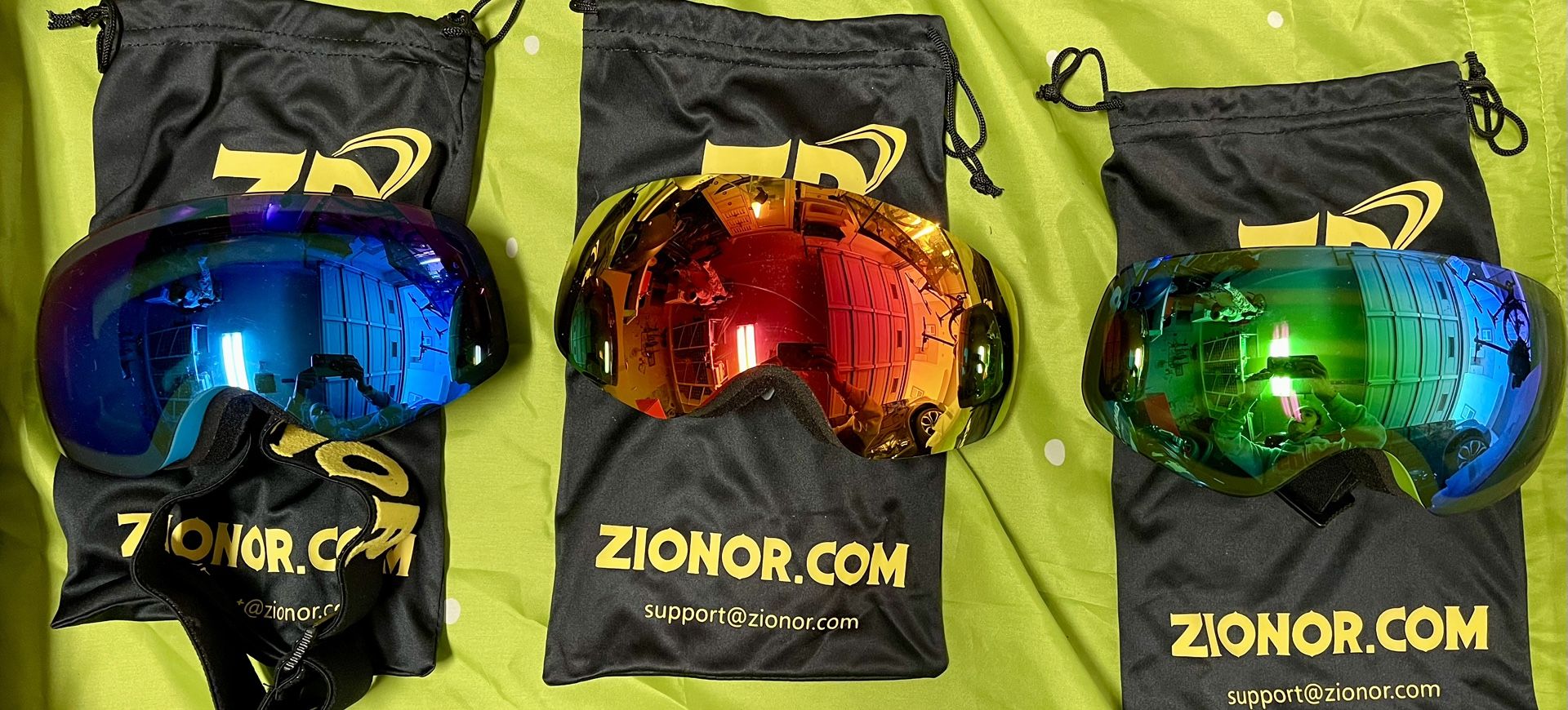 Zionor Lagopus X Mini Kids Snowmobile Snowboard Skate Ski Goggles with 100% UV Protection Anti-Fog Detachable Wide Angle Double Panoramic Lens for You