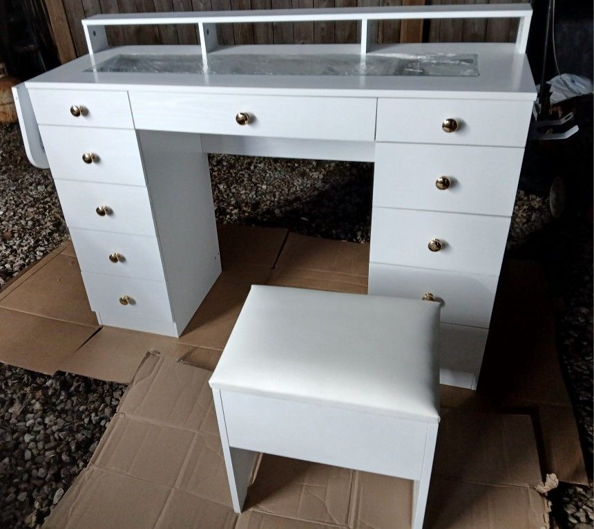 New Beautiful Vanity/Desk with 11 Drawers, Charger, Folding Table and Storage Stool.