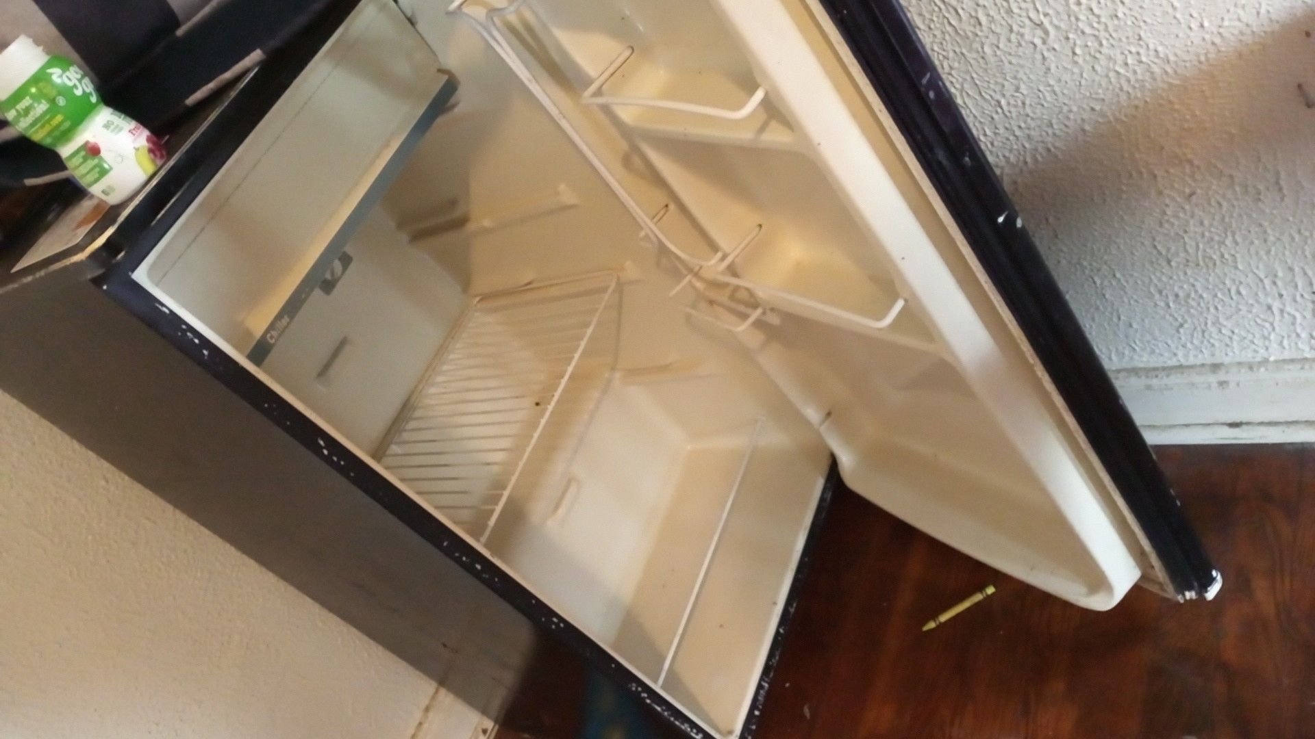 Mini fridge