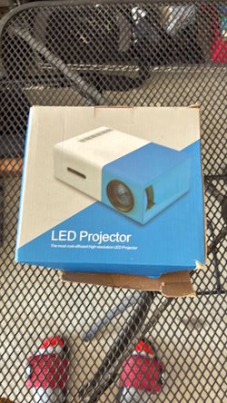 Mini LED Projector in Box