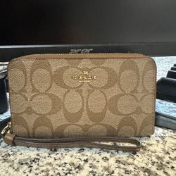 Coach Accordion Wallet