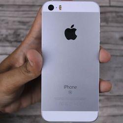 iPhone SE Unlocked With Warranty 