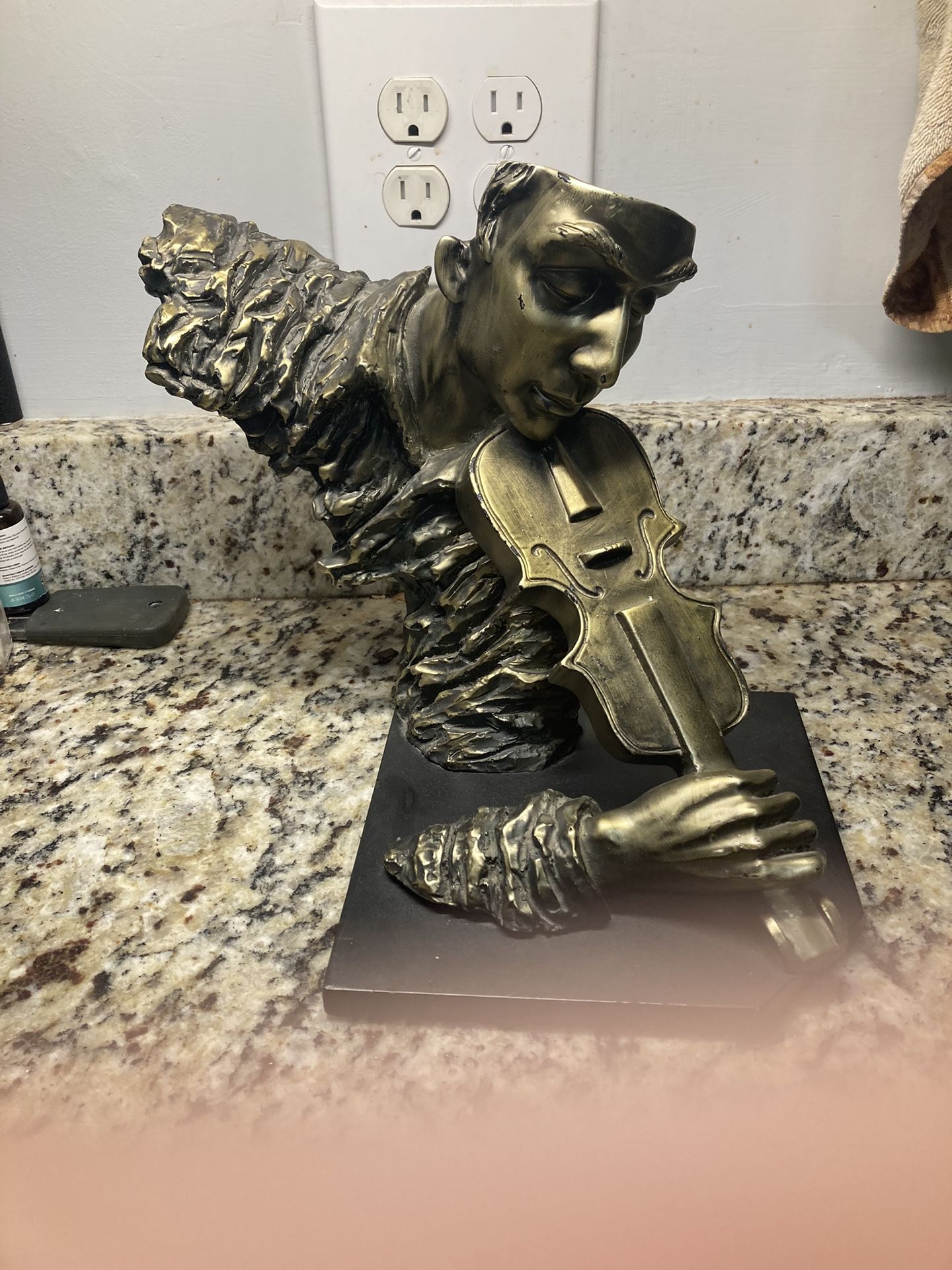 Sculpture Man Playing Violin Sculpture