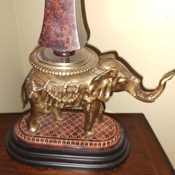 Brass Elephant w Obelisk 